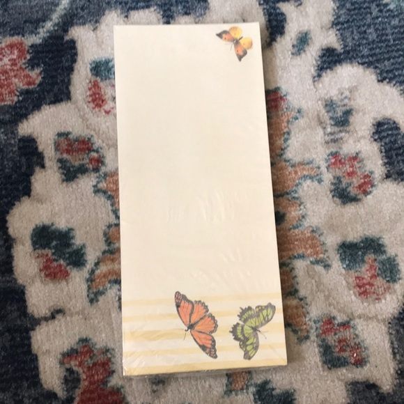 Letter Envelopes with Butterfly Design Set of 50 - Picture 2 of 4